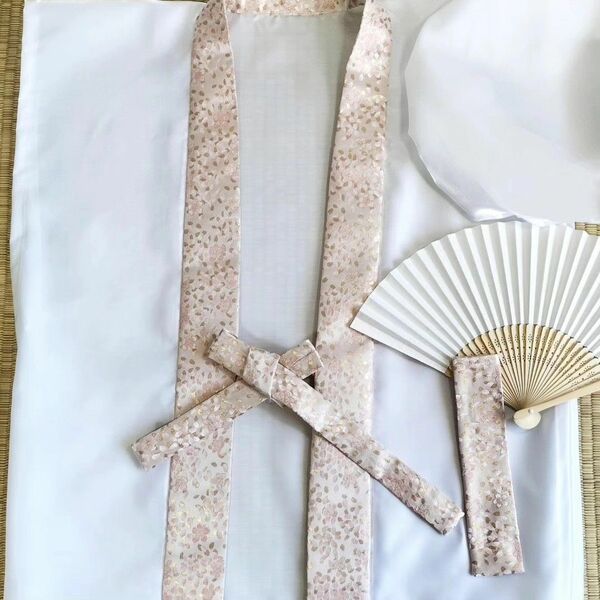 【新品】99歳白寿祝い西陣織金襴桜の『花いかだ』ちゃんちゃんこ4点セット