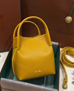 Loro Piana イタリア　ロロピアーナ　ハンドバッグ　レザー　2way　斜め掛け　本革　バケツバッグ　