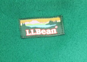 未使用非売品 L.L.Bean LLビーン クッション ブランケット グリーン 収納ポケット付 毛布 温かい キャンプ ソロキャン 定番　88cmｘ59cm