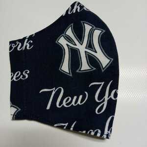  MLB New York Yankees ロゴ柄マスクカバー フェイスカバーハンドメイドメジャーリーグベースボール カナダ製 