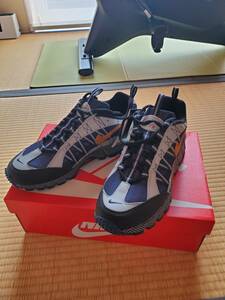 新品　フマラ　Nike Air Humara 28cm