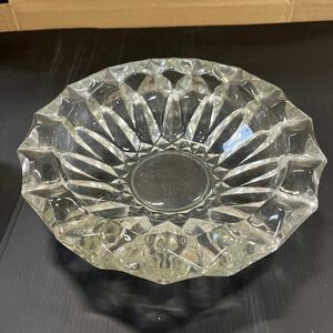 ガラス 灰皿 ガラス皿 アッシュトレイ 新品未使用 汚れあり