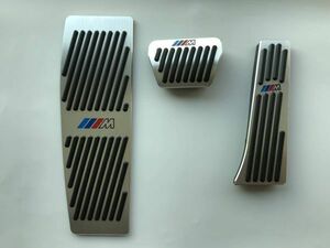 ＢＭＷ 1 3シリーズ X1 X3 F10 F20 F25 F30 E46 E87 E88 E89 E90 E92 E93　アルミペダルカバー　穴開け不要　3点セット　送料無料