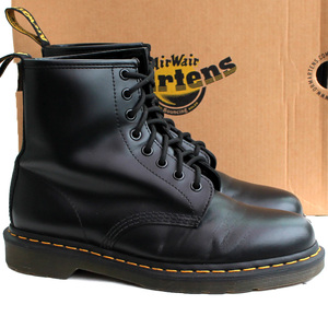 Dr.MARTENS ドクターマーチン★8ホールブーツ UK7＝26 11822 ブラック 8 EYE BOOT レースアップブーツ i-575