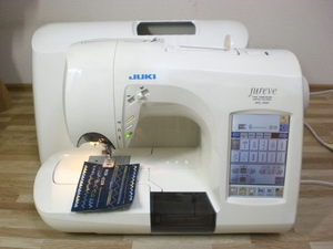 JUKIミシン　ジュレーブ０１０N　完全自動上糸掛けと糸通し　自動糸切り機能付き　大型カラー液晶画面　クリーニング注油と試し縫い済