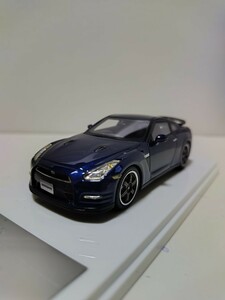 ウィッツ １/43 Wits NISSAN GTR 日産　GT-Ｒ Spec V 2011年モデル　塗装色　オーロラフレアブルーパール　訳あり品