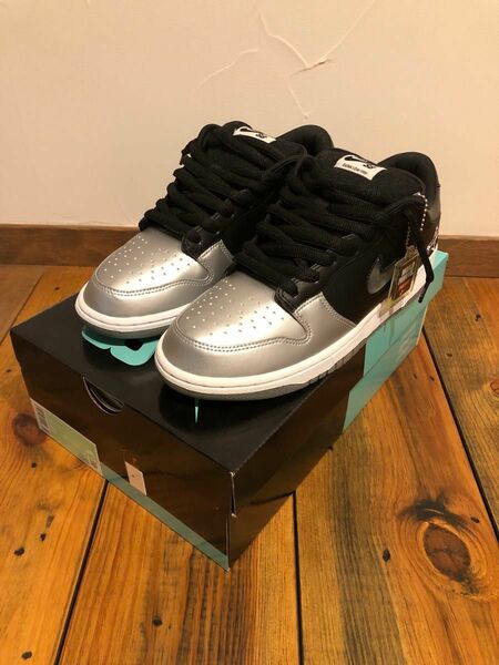 未使用 Supreme × Nike Dunk Low "Metallic Silver/Black"US9.5 27.5cm