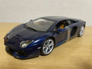 Lamborghini Aventador LP 700-4 burago 1/18 ダイキャスト　美品　ランボルギーニ