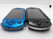 PSP-3000　PSP-1000　ブルー　ブラック　2台セット　比較的美品な部分もあり　本体は、普通の中古　少し難あり　ポーチ未使用　13点セット_画像6