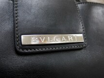 ■美品■BVLGARI ブルガリ■ロゴ型押し■カーフ レザー 本革■トート ハンド バッグ■黒 シルバー金具■肩掛け■D11575_画像8