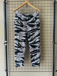 【SOPHNET./ソフネット】Tiger Camo SLIM-FIT HEM ZIP SWEAT PANT sizeM タイガーカモ スリムフィット スウェットパンツ 迷彩柄