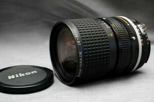 （綺麗）Nikon ニコン純正 NIKKOR 28-85mm MF 高級ズームレンズ(MACRO) 希少な作動品 (Ai)