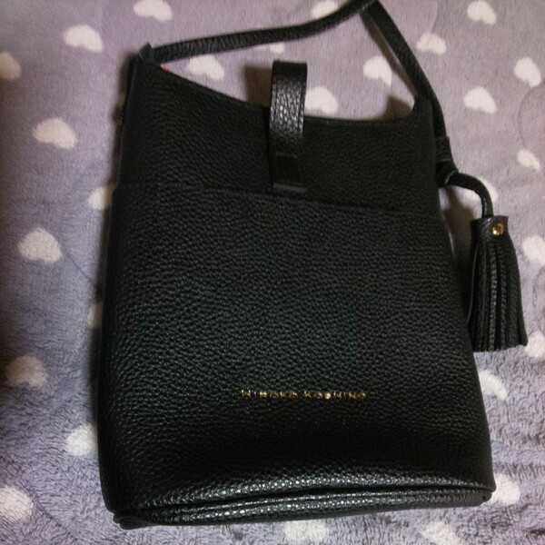 HIROKO KOSHINO ヒロコ コシノ 楕円型 型押し 合成皮革? フェイク レザー ショルダー バッグ 黒 ブラック★メンズ レディース 訳あり 商品