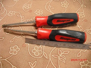 ★中古品 スナップオン Snap-on #2プラスドライバー＆ 1/4マイナスドライバー SGDP421RB / SGD4B (全長約220㎜) 使用していました 当時物