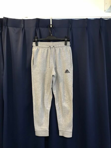 ☆adidasアディダス☆スウェットパンツM トラックパンツDT9907