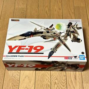 新品未開封 DX超合金 YF-19 エクスカリバー(イサム ダイソン機) 国内正規品 バンダイスピリッツ マクロスプラス フィギュア