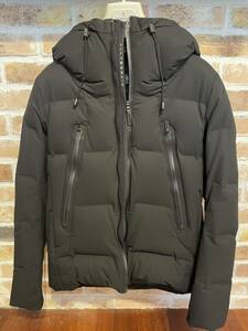 【超美品】　DESCENTE ALLTERRAIN 水沢ダウンマウンテニア ブラック MOUNTAINEER サイズM 