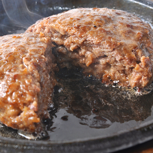 ★特選！「お肉屋さんが作る国産牛ハンバーグ」約5kg（140ｇ×30個）ジューシーで肉の旨味が抜群！ 10kgまで送料一律でお届けします！