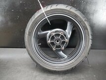 D2R5-1208 ヤマハ XJR1300 リアホイール タイヤ 【RP01J-000*** 98年式 キャブ車 動画有】_画像1