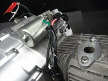 【同梱不可】 E3R5-1222 ホンダ スーパーカブ50 実動♪ エンジン ASSY ◆機関良好◆ 【AA09-1000*** 2018年式 4速セル付 動画有】_画像6