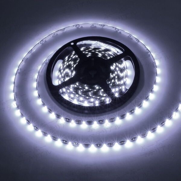 LEDテープ ホワイト 300連 黒ベース 専用コネクター付 5m 防水 12V テープライト 白 車 自動車 バイク オートバイ