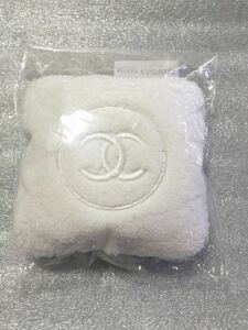  Chanel white feed n shell fragrance pillow fragrance sack 