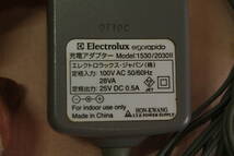 Electrolux エレクトロラックス エルゴラピード 純正 充電アダプター Model:1530/2030II 掃除機用 電源 25V 0.5A ■T6_画像2