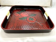 【菊水-9081】◆メーカー不明　木製漆器 　木彫 お盆　大小2サイズセット◆トレー／柿の絵柄／美術漆器（国産）◆ユーズド・中古　美品◆KT_画像2