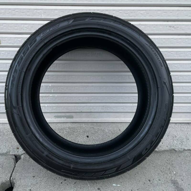 NITTO NT555 G2 225/45R18 95Y XL 2023年製造　1本のみ　左側　深溝　バリ山 ニットー　日本製　made in japan TOYO TIRE トーヨー　タイヤ