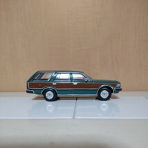 日産グロリアワゴンＹ３０ＧＬプラモデル完成品１／３２_画像5