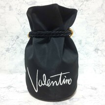 【極美品/希少】valentino garavani ヴァレンティノガラバーニ ヴィンテージ 巾着バニティバッグ ハンドバッグ 刺繍ロゴ 強化ナイロン 黒_画像2