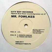 Mr. Fowlkes/ Detroit Beat Down Sounds&Grooves Vol. 2 トリッキーでファンキーてジャンクなマッドネスが見え隠れするハウスTRAX!_画像1