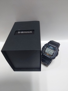 B-0663　中古品◇メンズ腕時計　CASIO　カシオ　G-SHOCK　Gショック　DW-5600E　ブラック　アナログラバーバンド　動作品　箱、取説付き