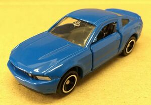 絶版トミカ　/　Ｎｏ.60　フォード　マスタング GT V8