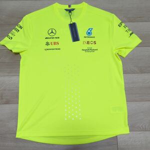 2021 メルセデスＡＭＧペトロナスF1 チーム支給品　セットアップTシャツ 新品 Mサイズ 非売品　ハミルトン ボッタス TOMMYHILFIGER 日本GP