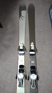 ROSSIGNOL　SCRATCH　BC　176cm　120-88-113くらい　　サロモンビンディングSTH16付き　スクラッチBC 　フリースキー