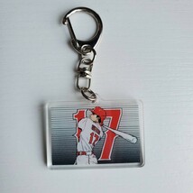 新品　MLB　大谷翔平　ロサンゼルス・エンゼルス　野球　キーホルダー　キーリング　17　メジャーリーグ　両面印刷　アクリル_画像1