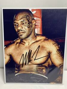 (B) マイク・タイソン　サイン入り写真　証明書付き　ボクシング　ボクサー　サイン　写真　現状品