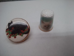 陶器製の猫ボタンと指ぬき★ＥＮＧＬＡＮＤ★黒猫★ハンドメイド