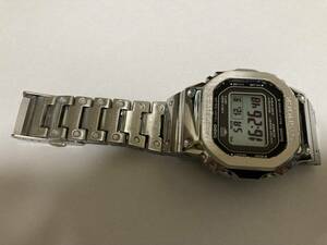 G-SHOCK☆Gショック☆フルメタル☆シルバー☆電波ソーラー☆カシオ☆GMW-B5000D-1JF☆7年保証？☆半年使用