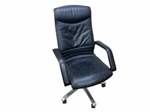girsberger ギルスバーガー オフィスチェア 椅子 ソファ ブラック 本体 デスクチェア リクライニング調節機能 昇降機能 店頭引取可