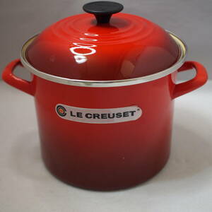 LE CREUSET ルクルーゼ 両手鍋　23ｃｍくらい　 鍋 ホーロー 中古現状　管理番号398-8