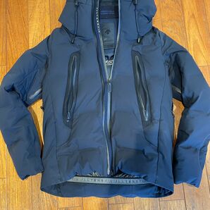 デサント　マウンテニア水沢ダウン　ネイビーS DESCENTE ALLTERRAIN MOUNTAINEER