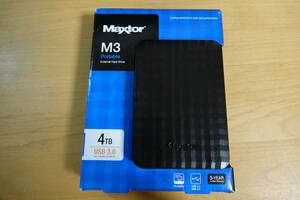 Maxtor ポータブルHDD「M3 Portable 4TB、HX-M401TCB」 中古品