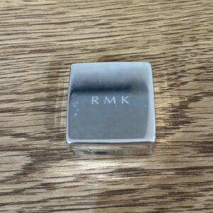 RMK アールエムケー　アイシャドウ　インジーニアス クリーム＆パウダー アイズ　01 シルバーゴールド