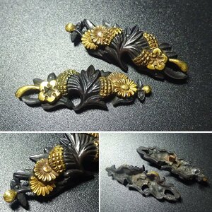 秀逸 刀装具 秋草菊花図目貫 無銘 赤銅地 容彫 金象嵌色絵 侍 SAMURAI TSH32 【検 鐔鍔縁頭小柄笄