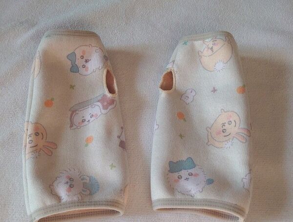 ちいかわ あったか手袋 アイボリー ハチワレ うさぎ