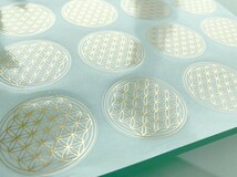 【確実！】フラワーオブライフ flower of life 神聖幾何学 ステッカー シール パワーシール オルゴナイト デコシール 30㎜ 1シート 16枚_画像3