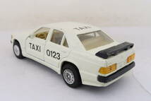 Mercedes BENZ 190E 2.3-16 TAXI メルセデスベンツ タクシー 難有 箱無 1/40? イイレ_画像4