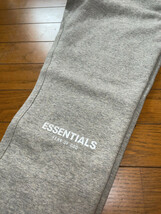 M【新品・国内正規品】FOG Fear of God Essentials エフオージー エッセンシャルズ SWEAT PANT スウェットパンツ リフレクター _画像3